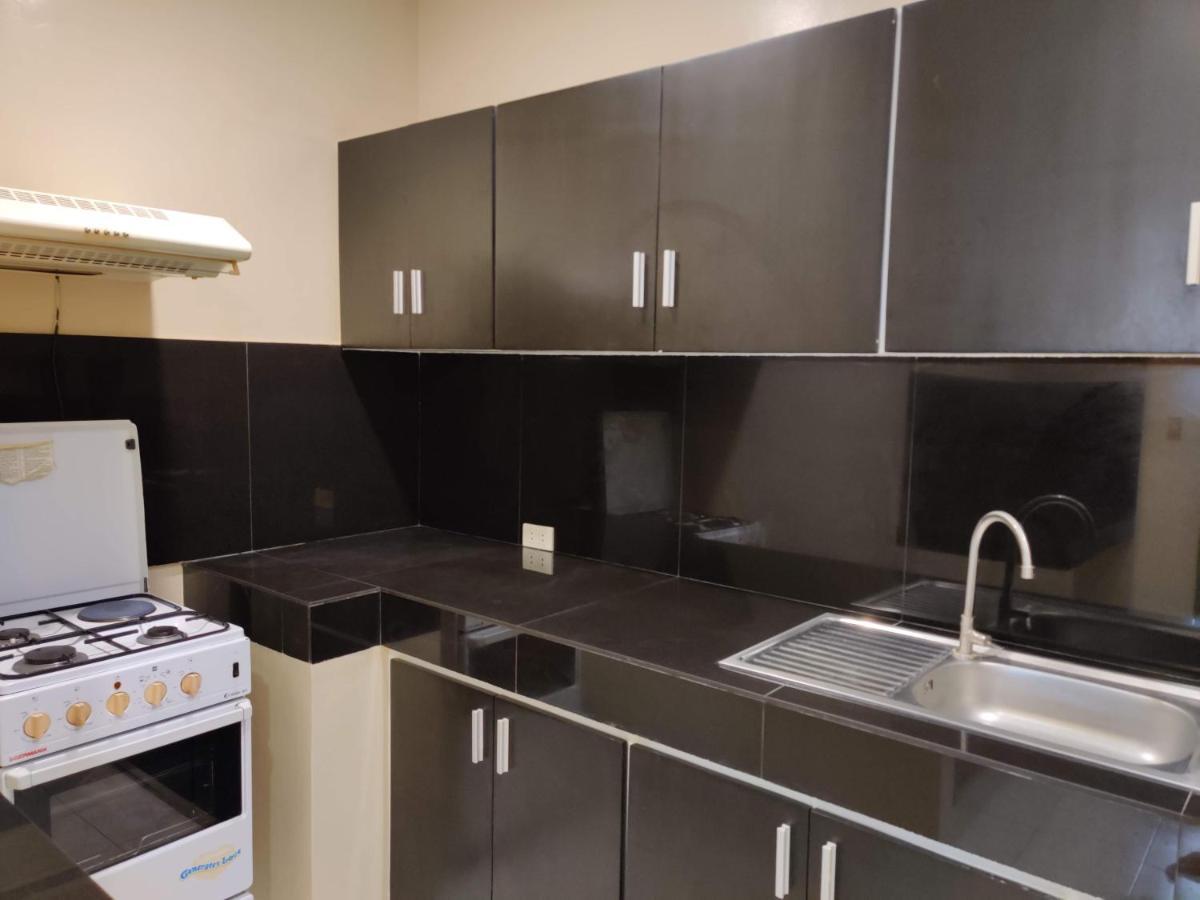 Отель Red Knight Gardens Davao Экстерьер фото