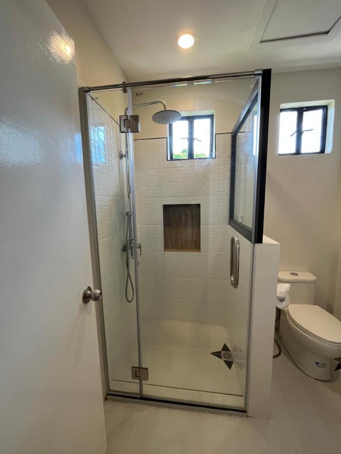 Отель Red Knight Gardens Davao Экстерьер фото