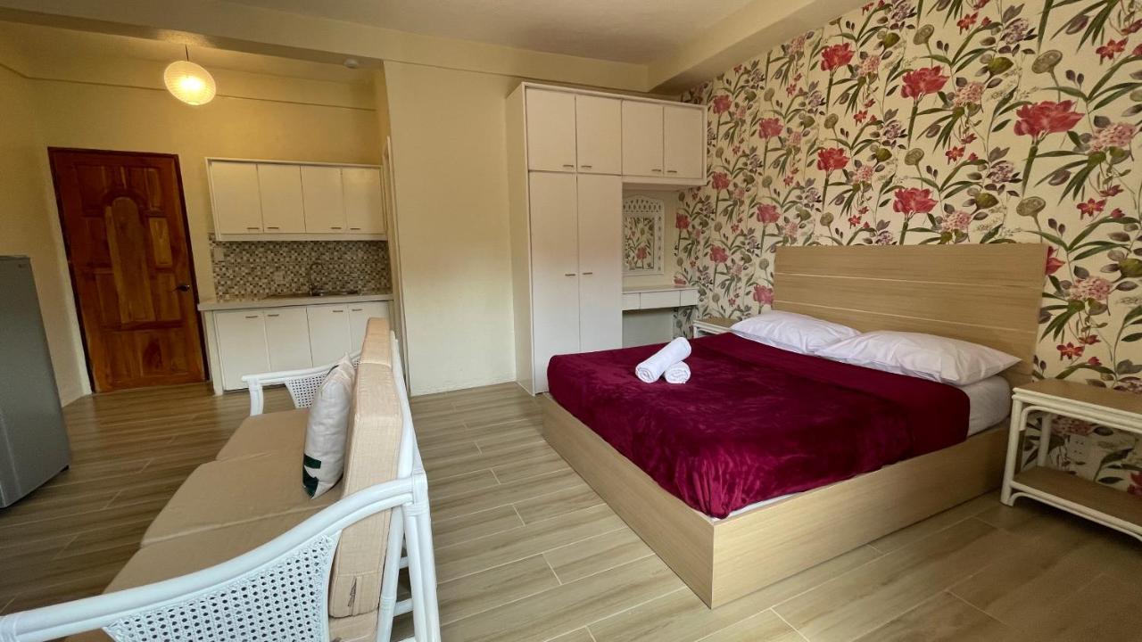 Отель Red Knight Gardens Davao Экстерьер фото