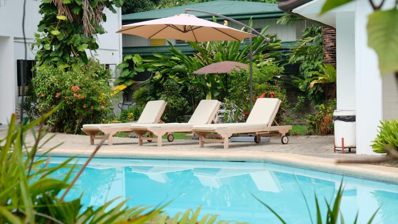 Отель Red Knight Gardens Davao Экстерьер фото