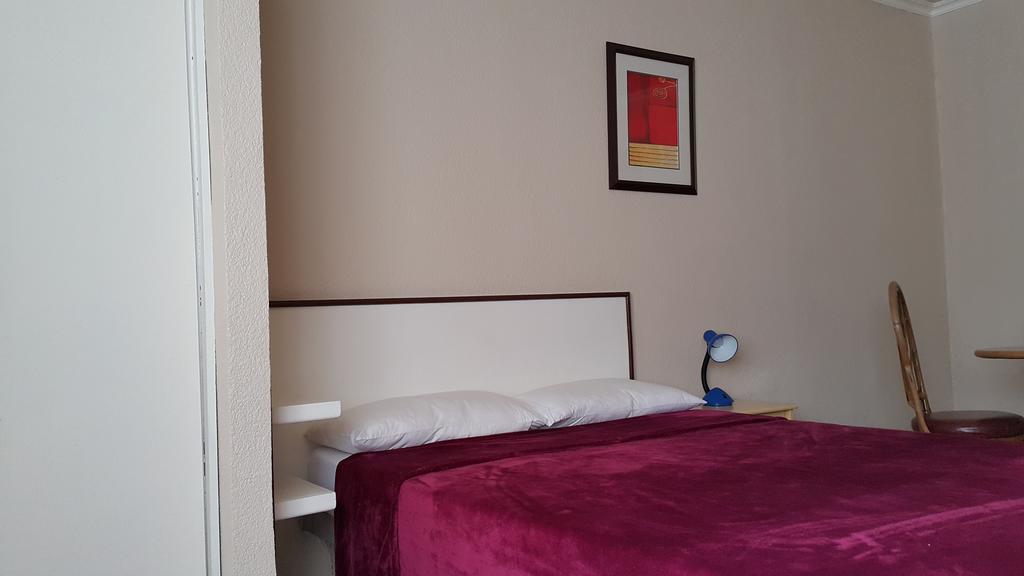 Отель Red Knight Gardens Davao Экстерьер фото